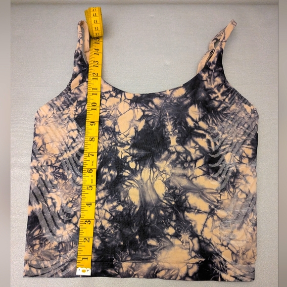 NWOT Athleta Motivate Seamless Tank & Shorts Black Tan Tie-dye Size Medium - Picture 11 of 16